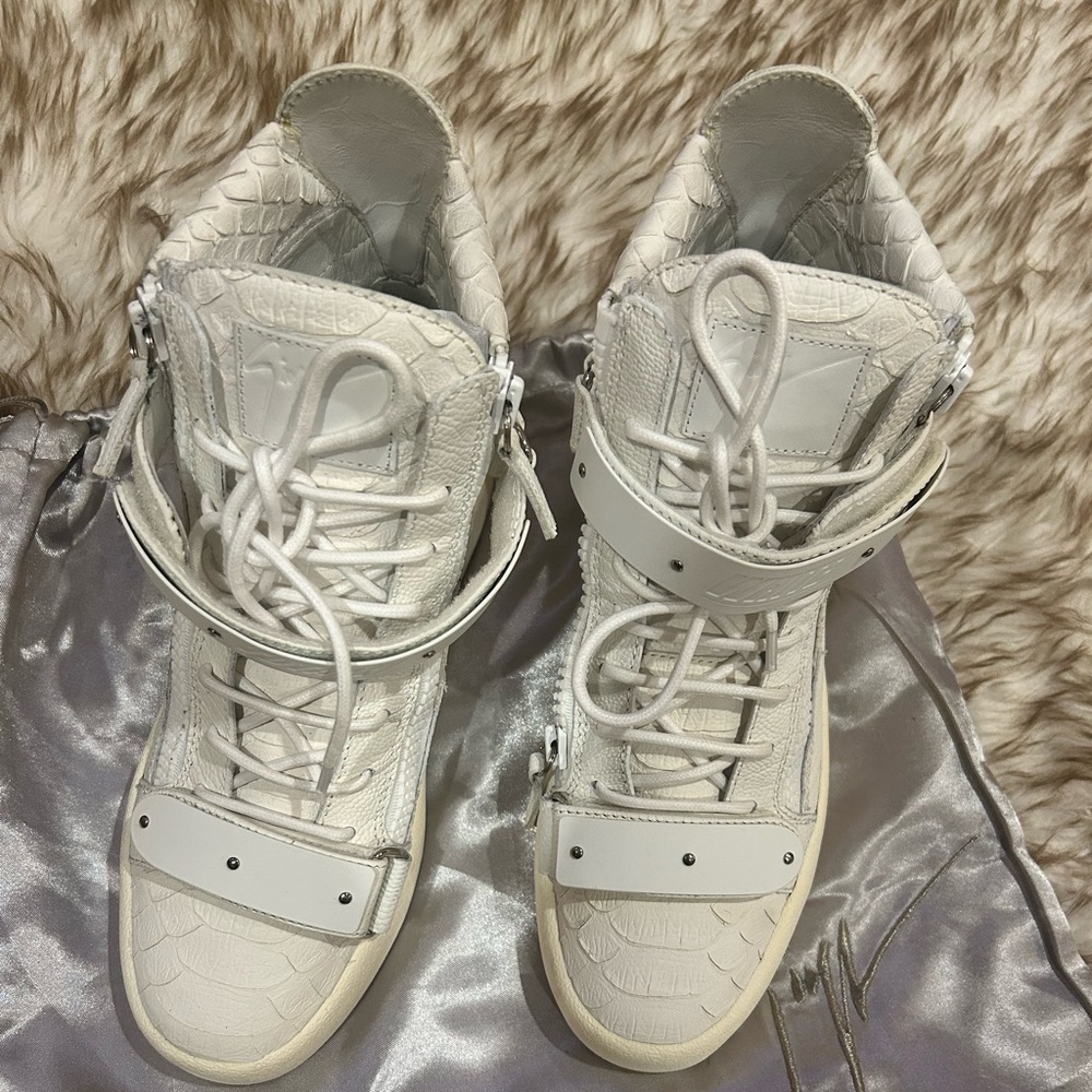 Giuseppe Zanotti sneakers